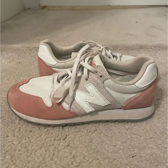 New Balance Sneakers - Picture 1 of 3